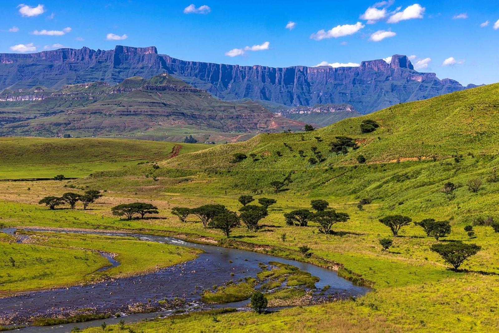 Hlalanathi Drakensberg Resort Bergville Bagian luar foto