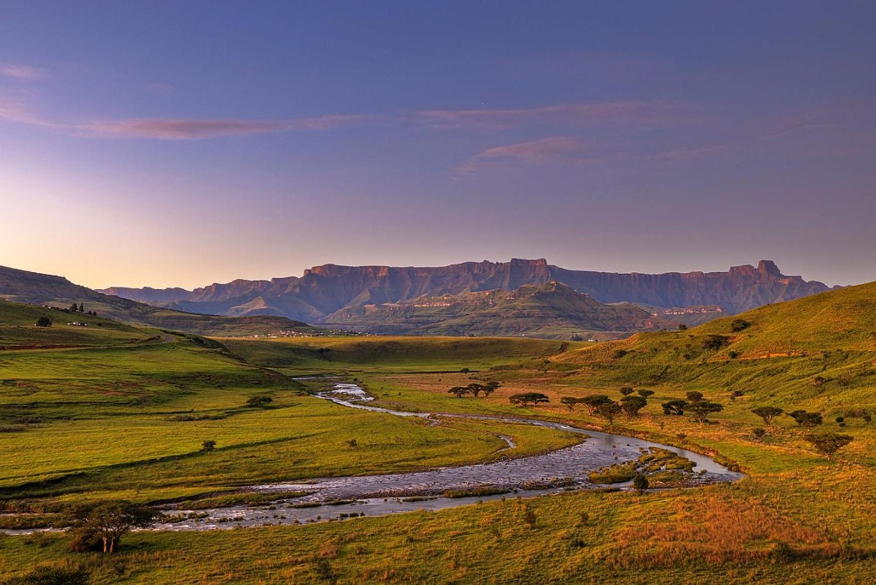 Hlalanathi Drakensberg Resort Bergville Bagian luar foto