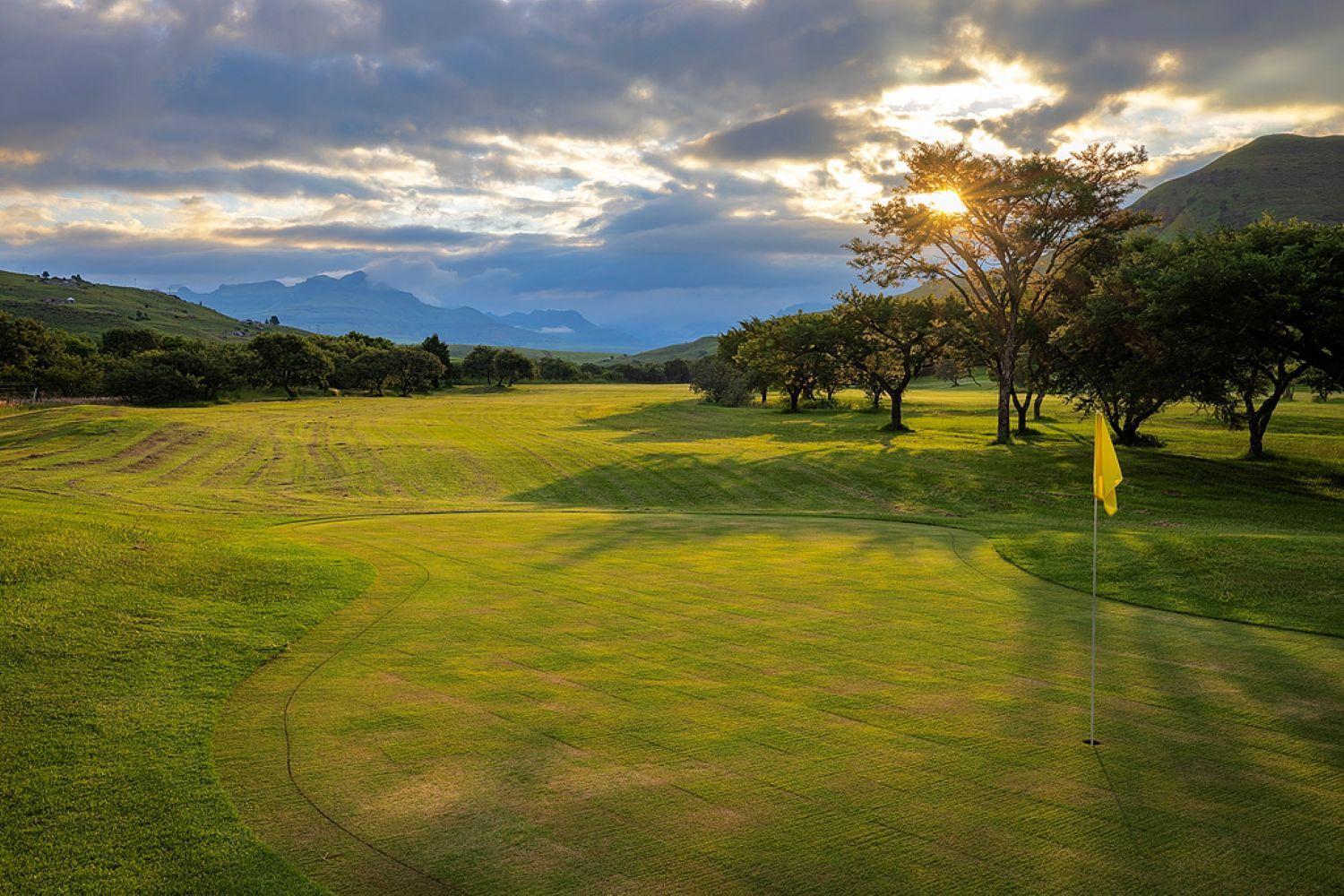 Hlalanathi Drakensberg Resort Bergville Bagian luar foto