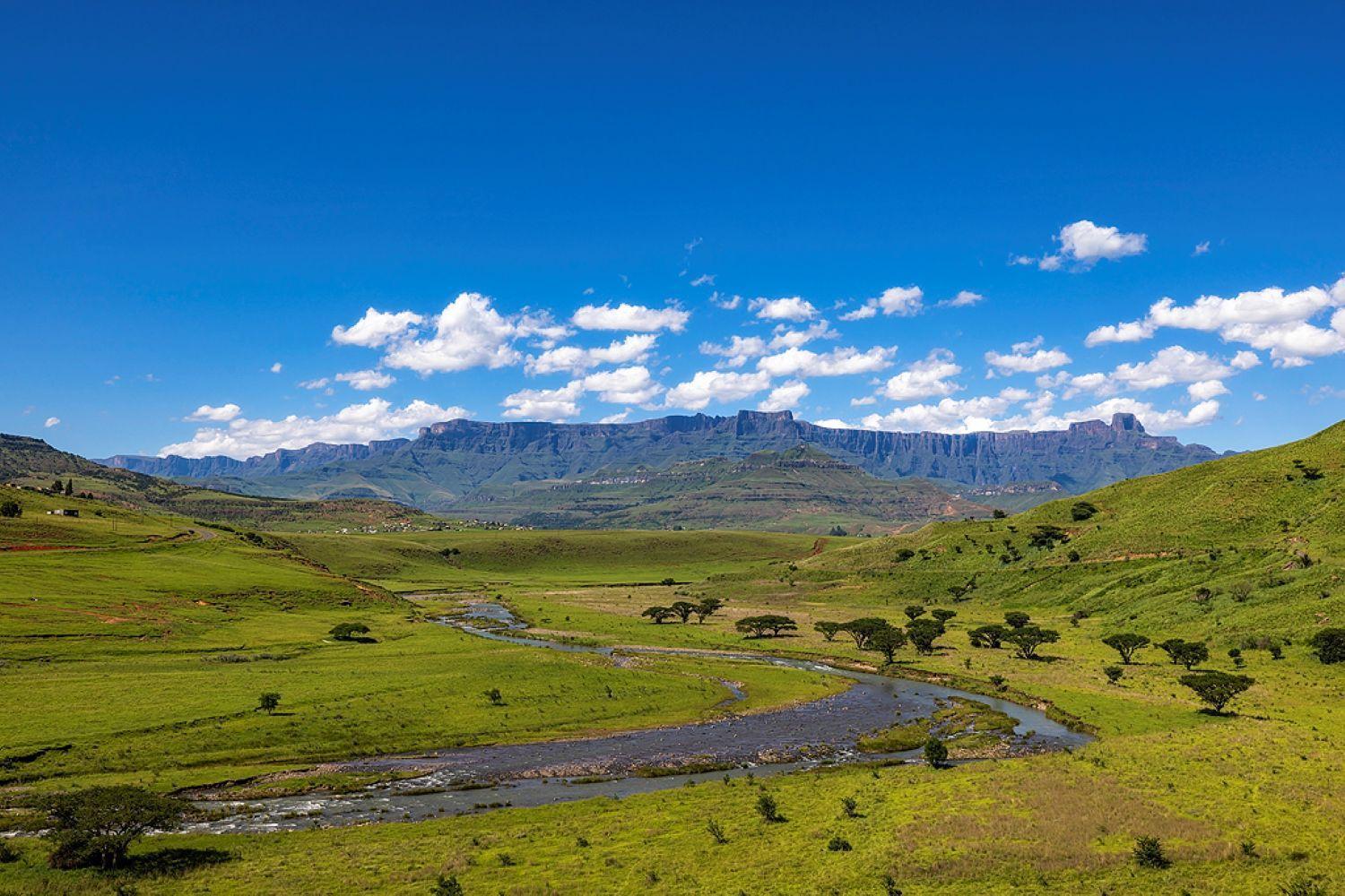 Hlalanathi Drakensberg Resort Bergville Bagian luar foto