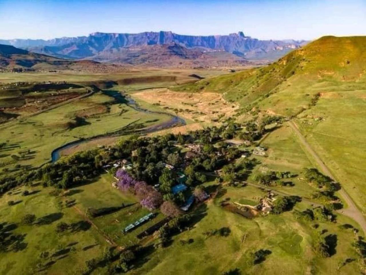 Hlalanathi Drakensberg Resort Bergville Bagian luar foto