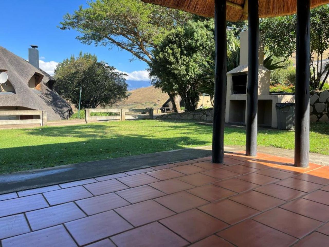 Hlalanathi Drakensberg Resort Bergville Bagian luar foto